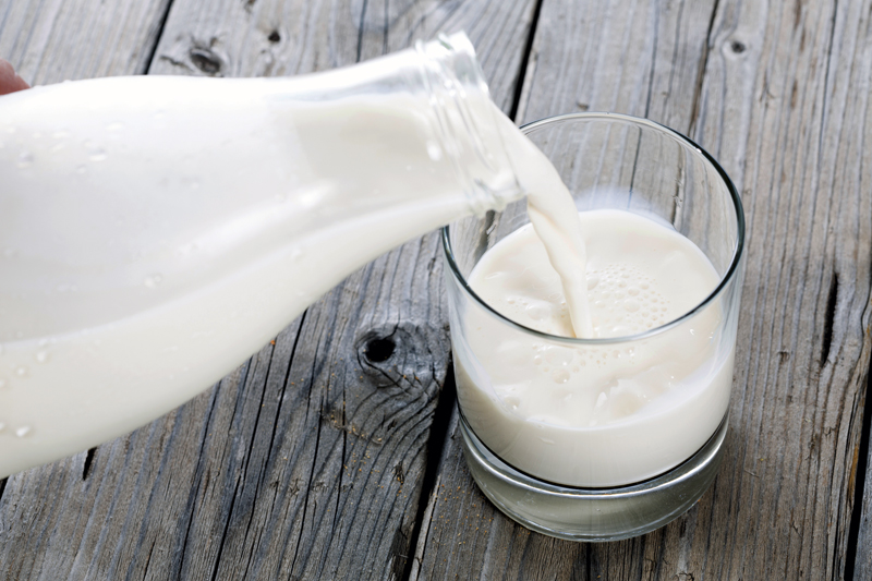 Raw milk struggle continues in Canada and U.S.