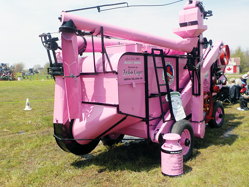 Pretty in pink threshing challenge gears up