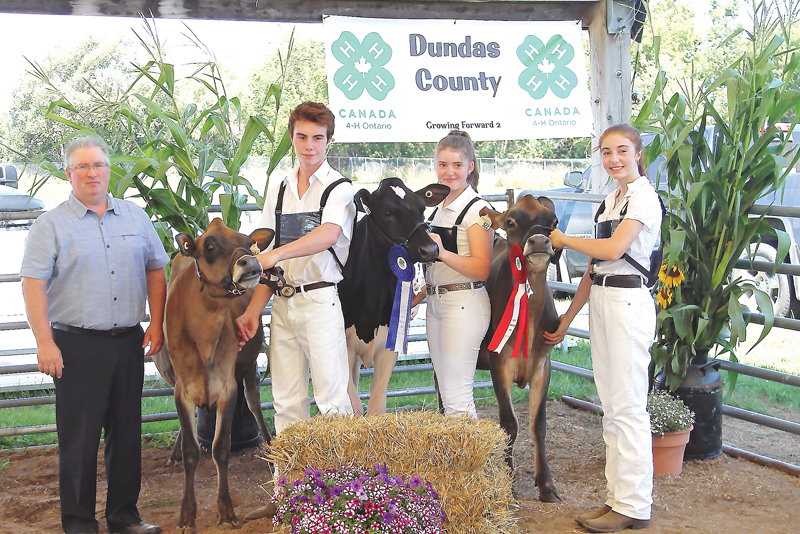 Dundas 4-H dairy club competes in annual dairy achievement day