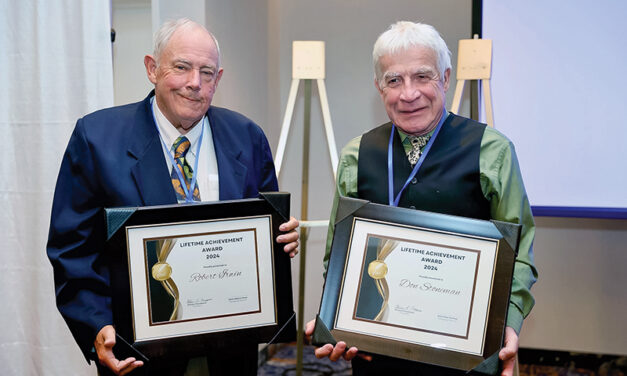 Ontario agricultural journalists receive Lifetime Achievement Awards